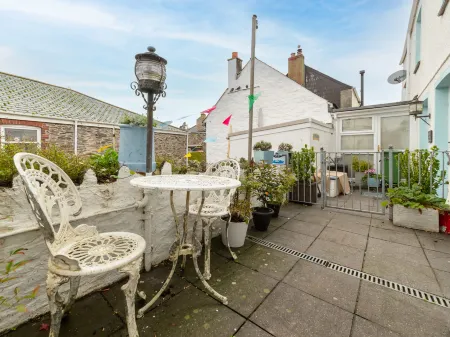 Frans Cottage Отели рядом с достопримечательностью «Heligan Caravan and Camping Park»