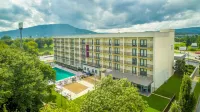 Spark by Hilton Chattanooga Downtown Hotels near Ruby Falls