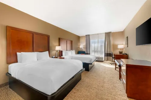 Comfort Inn & Suites Tavares North Hotels in Eustis