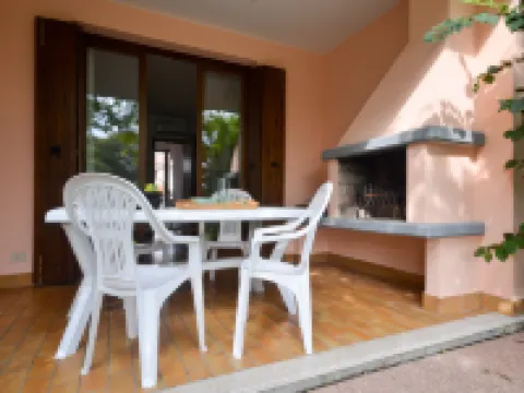 Spacious Villa with Private Garden
