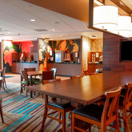 Fairfield Inn & Suites Atlanta Woodstock Отели в г. Вудсток