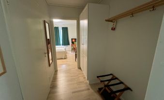 Doppelzimmer mit Bad und Küche