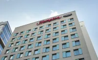 Hampton by Hilton Minsk City Centre Hotel in zona Cafe Netto