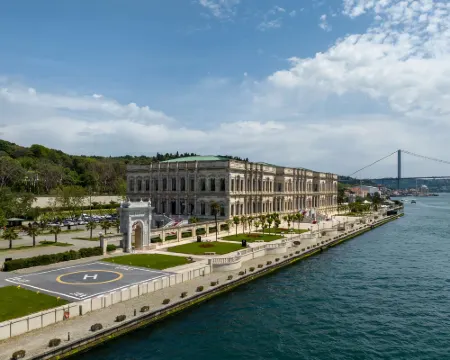 チュラーン宮殿 イスタンブールのホテル