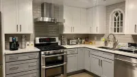 Lakefront 3 Bedroom house with breath taking views