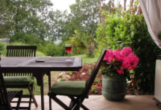 Barjac Villa Pastis - Gîte with swimming pool and view of the Cévennes mountains