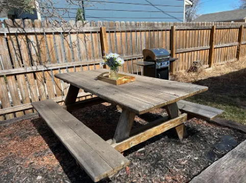 Cozy bungalo near restaurants, downtown, and Black Hills