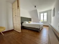 Maisonette Morgat near Crozon island near sea