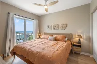 Coastal Beachfront Escape in Treasure Island!