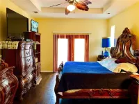 Tampa Bay Perfect location for a safe vacation! 5 bedrooms, ,3.5 bath ,sleeps14