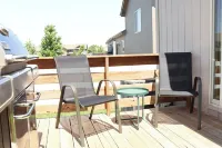 Happily Home - West Omaha Slps 10 Hotels in Chicago