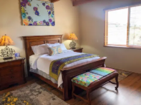 Enjoy Agave House, a 2 BR w/2 en suite baths in the shadow of Mt. Wrightson