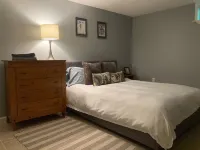 Spacious apartment in beautiful, historic Arlington VT