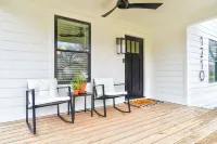 Newly renovated home in Historic Downtown Georgetown!