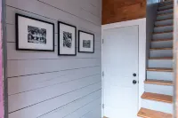 Lovely 2 Bedroom Carriage House Unit with Loft 亞基馬住宿飯店