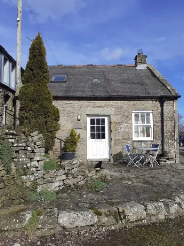 Delightful stone cottage on Hadrians Wall in Northumberland National Park