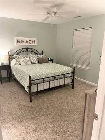 LOVELY 2 BEDROOM CONDO WITH POOL Отели в г. Рехобот-Бич