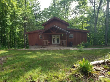 ACE HIGH Cabin- RRG- Hot Tub