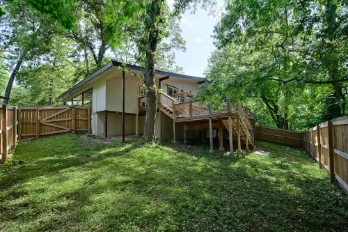 Hot Tub - Tunnel Vision trails retreat #2 - bike in/out