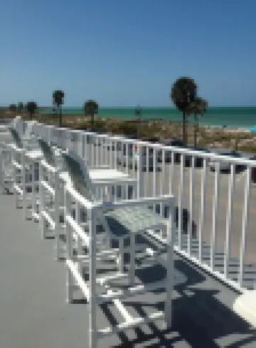 DIRECTLY ON BEACH - ST PETE BEACH  PASS-A-GRILLE  - Awesome Sunsets from Balcony