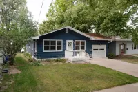 3 blocks from the University of Iowa Kinnick Stadium & Hospital - 4-Sterne