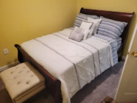 Clean, spacious, and Cozy Basement Apartment for a memorable HomeAway experience