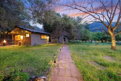 Casita Kaweah - The perfect nature escape! Hotels near Slick Rock Recreation Area