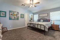 Tranquil Retreat with Sky Views: The Vesper House 14 mins to downtown Hotels in McLennan County