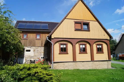 Listed Umgebindehaus, romantic half of the house Hotels in Oppach