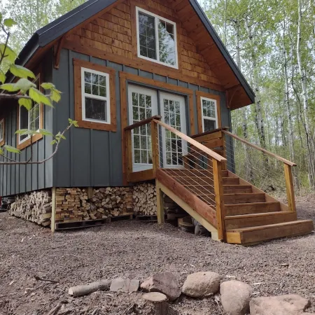 Story-book Cabin in the Woods above Lake Superior, near Grand Marais. -New Sauna