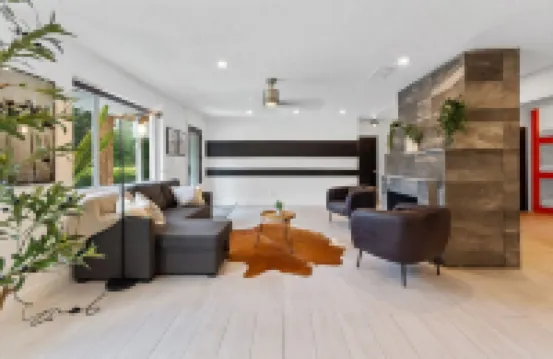 Family-Friendly Gainesville Home - Walk to UF - Pool + Sleeps 16