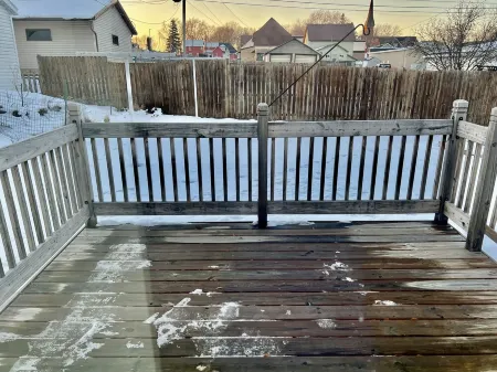 Cozy Chic Farmhouse for Traveling Professionals