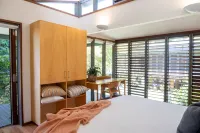Entire home in Blueys Beach, Australia