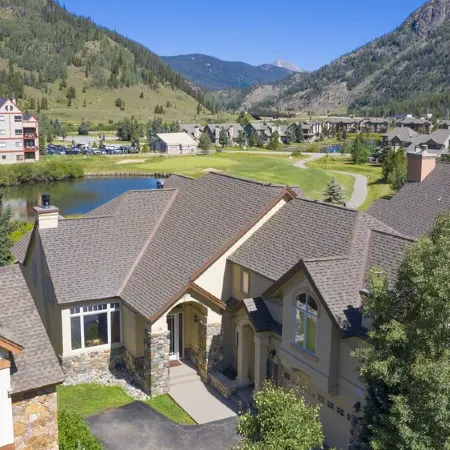 Spectacular Ski-in/Out House on Golf Course! Private Hot Tub w/ Mountain Views!