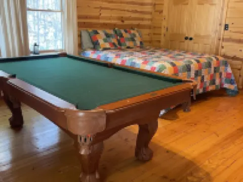 Simply Southern Cabin Summer Fun Awaits!! Hotels in Bluestone River