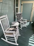 Downtown Lodge-Clean-Pet Friendly-Free Parking