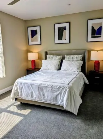 Waterford, CT - Beautiful 2 Bedroom/2 Bath, 2nd Floor Apartment, 1,252SF