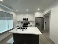 Spacious 3 Bedrooms with 2 King Beds and 2 Bathrooms