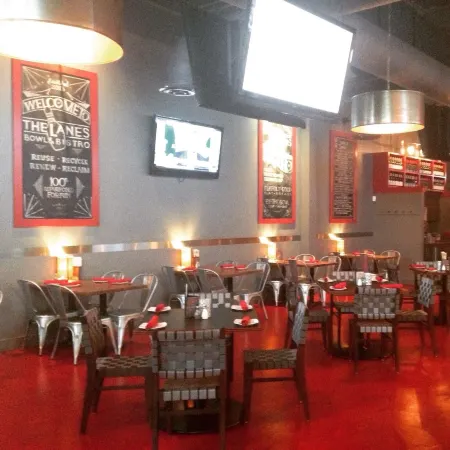 Explore New Seabury's  Year Round  Charm - Views + Beach+ Pool+ Deck. Отели рядом с достопримечательностью «Заповедник Джеу Понд»