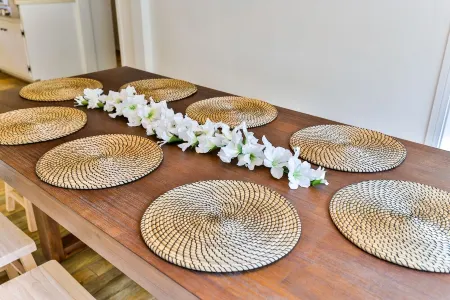 Secret Garden Cottage in LA: Natural Stone Heated Pool/Spa, al fresco dining