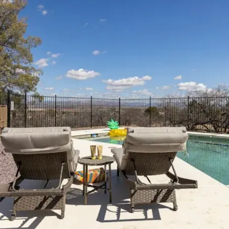 Heated Pool ~ Hot Tub ~ Scenic Views ~ Lux Stay