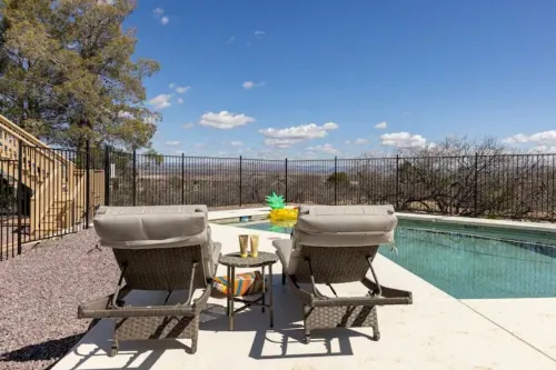 Heated Pool ~ Hot Tub ~ Scenic Views ~ Lux Stay