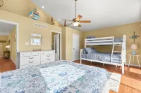 Spacious LF Home-Million Dollar Views with 26 Foot Slip, Kayaks, Sups and More!