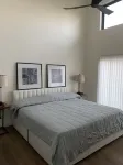 Luxury modern villa near Marina on Lake Koocanusa 리버사이드 공원 주변 호텔