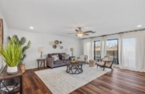 3Bd Getaway with Pool: Paradise Near the Casinos