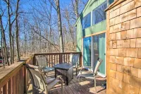 Cozy Lodge with view- Wintergreen Ski Chalet - Walk to slopes & family friendly!