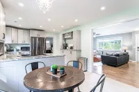 The Pisgah Portal is located 1 Mile from the Entrance of Pisgah National Forest! Hotels in Boyd