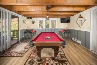 Summer Deal! Cozy Banner Elk Cabin Near Downtown & Prime Hiking Trails