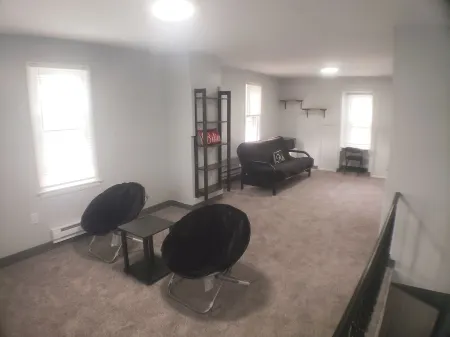 Creek River Homestay-Close to the Base/ Harrisburg/Hershey/Lancaster/Much More!! Отели в г. Фэрвью Тауншип