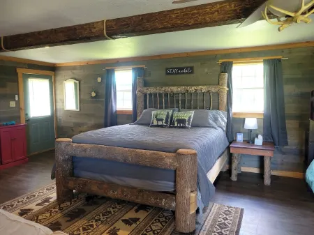 Charming one room cabin perfect for couples or small families.